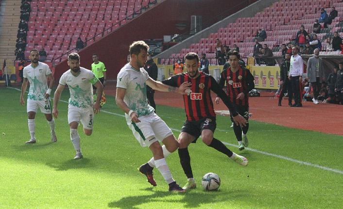 TFF 2. Lig: Eskişehirspor: 1 - Kırşehir Belediyespor: 1